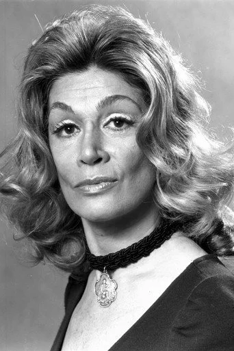 Chân dung Sylvia Miles