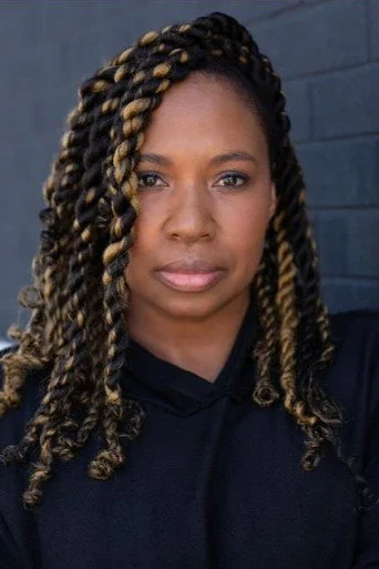 Chân dung Keisha T. Fraser