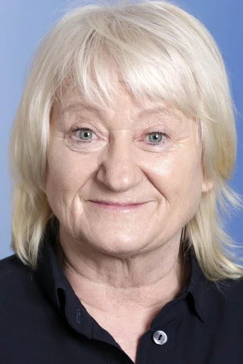 Chân dung Carmen-Maja Antoni