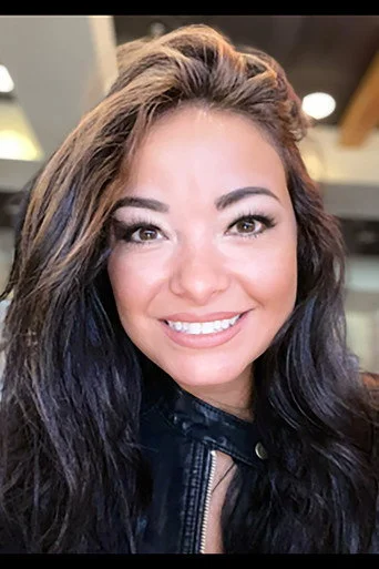 Chân dung Mica Miller