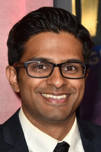Chân dung Asif Ali