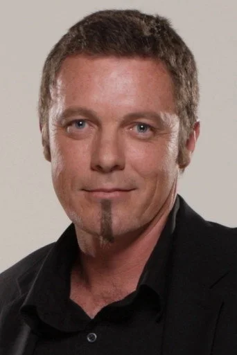 Chân dung Warrick Grier