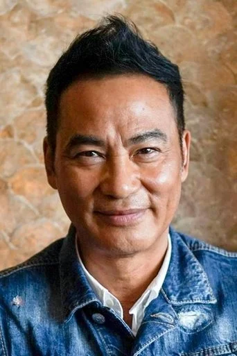 Chân dung Simon Yam