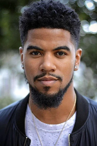 Chân dung Julian Horton