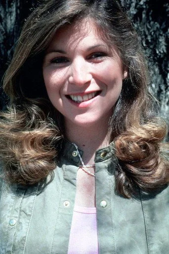 Chân dung Tracie Savage