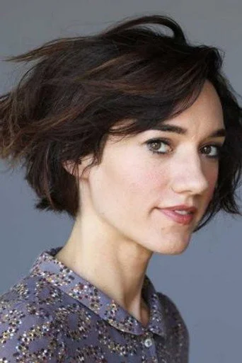 Chân dung Helen Sadler