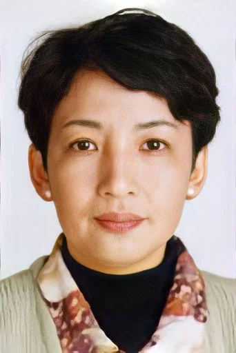 Chân dung Alice Fung So-Bor