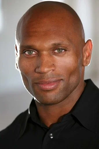 Chân dung Mark Rhino Smith