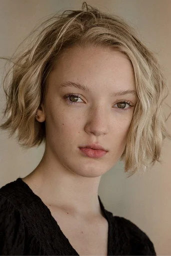 Chân dung Raffiella Chapman
