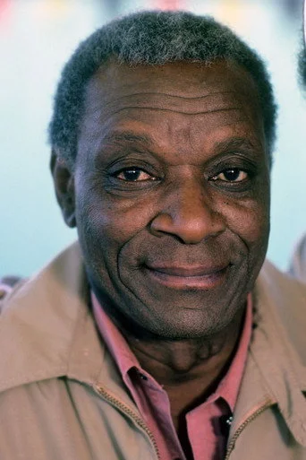 Chân dung Moses Gunn
