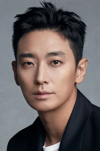 Chân dung Ju Ji-hoon