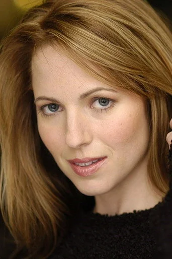 Chân dung Laura Clifton