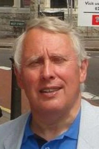 Chân dung Bob Neill