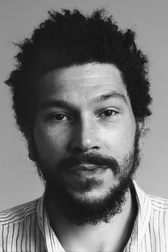 Chân dung Joel Fry