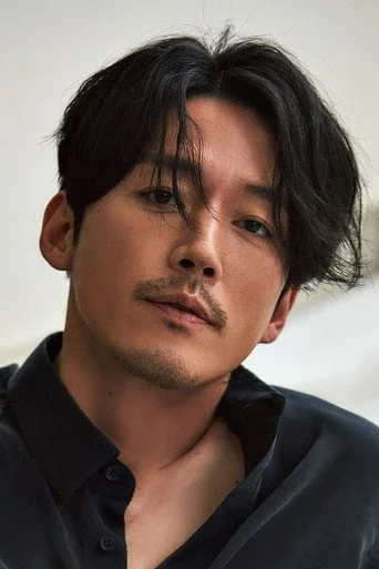 Chân dung Jang Hyuk
