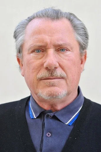 Chân dung Paul Mark Elliott