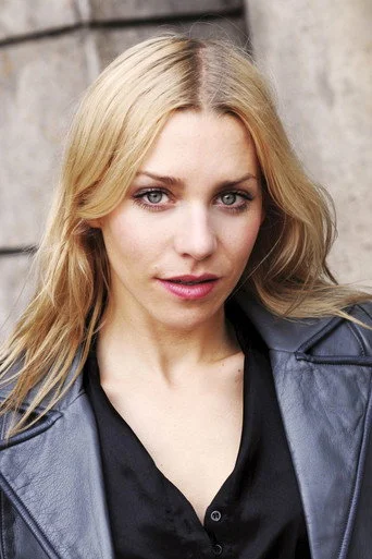 Chân dung Julia Dietze