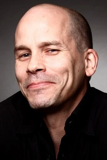 Chân dung JR Esposito