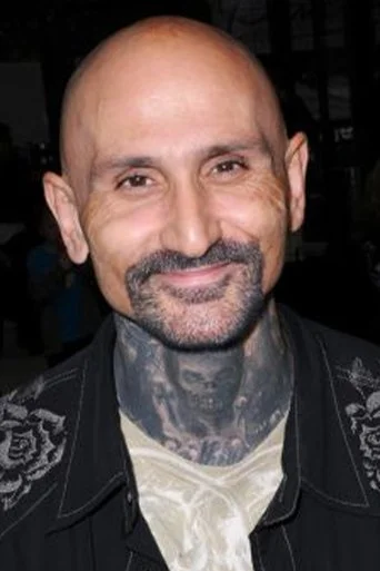 Chân dung Robert LaSardo