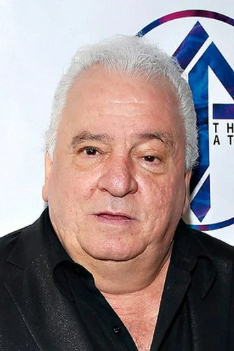 Chân dung Vinny Vella