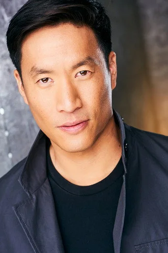 Chân dung Stephen Oyoung