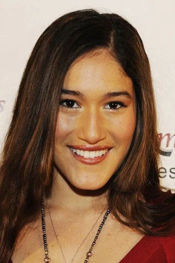 Chân dung Q'orianka Kilcher