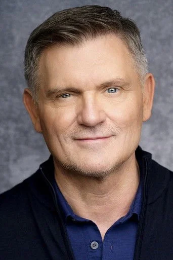 Chân dung Kevin Williamson