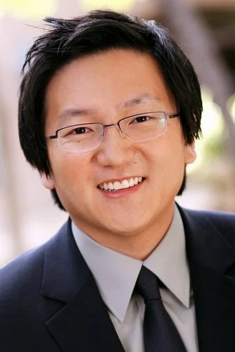 Chân dung Masi Oka
