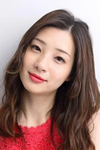 Chân dung Rika Adachi