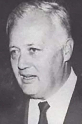 Chân dung James Bacon