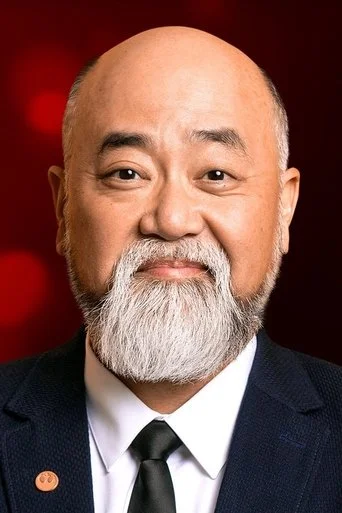 Chân dung Paul Sun-Hyung Lee