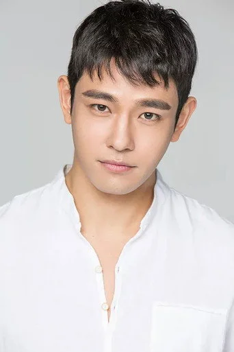 Chân dung Lim Yoon-ho