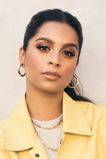 Chân dung Lilly Singh