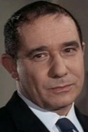 Chân dung Carl Duering