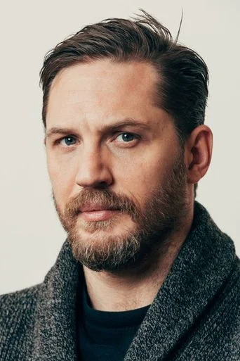 Chân dung Tom Hardy