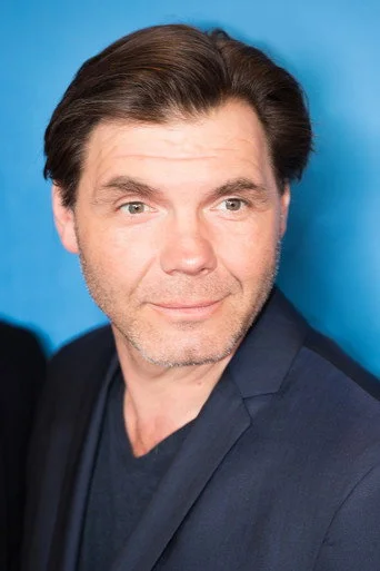 Chân dung Max Hopp
