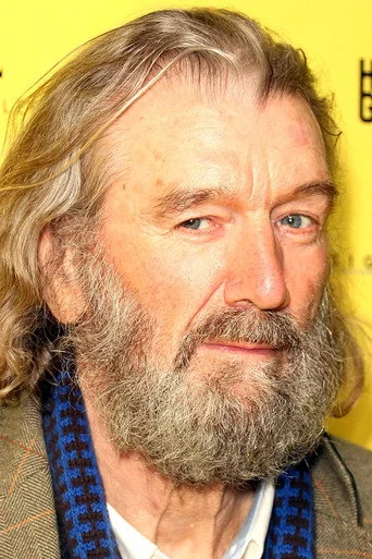 Chân dung Clive Russell