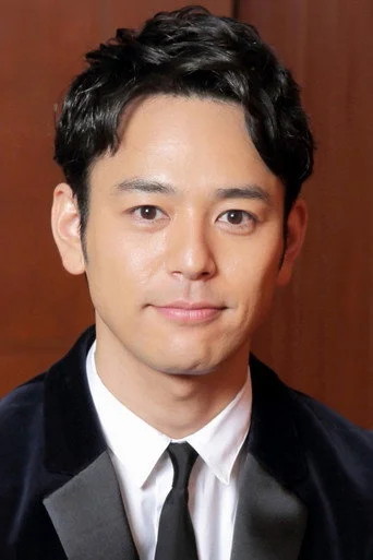 Chân dung Satoshi Tsumabuki