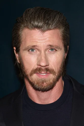Chân dung Garrett Hedlund