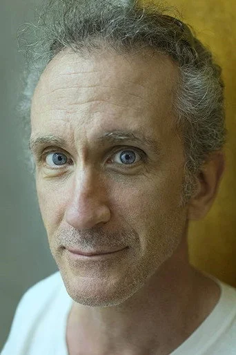 Chân dung Michael Sean Tighe