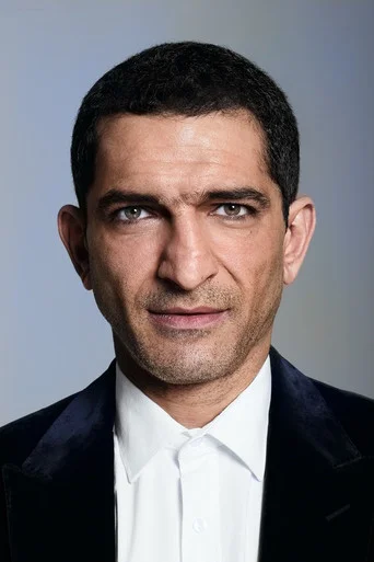 Chân dung Amr Waked