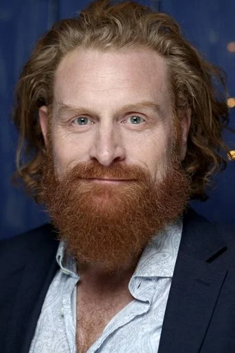 Chân dung Kristofer Hivju