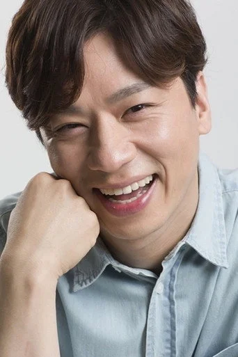 Chân dung Jung Sang-hoon