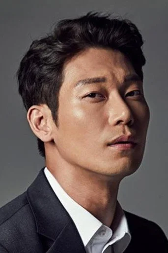 Chân dung Park Hoon