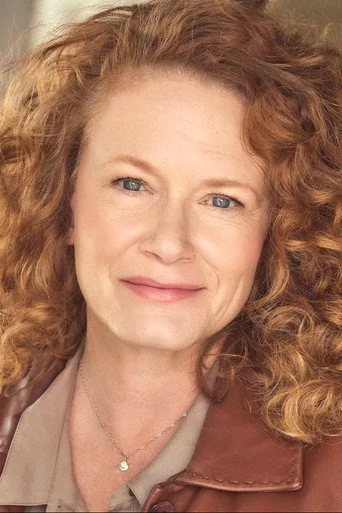 Chân dung Ashley Crow