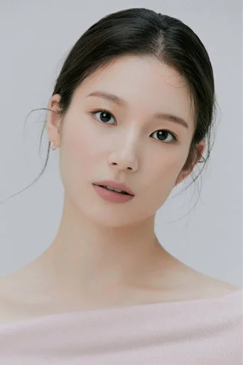 Chân dung Han Dong-hee