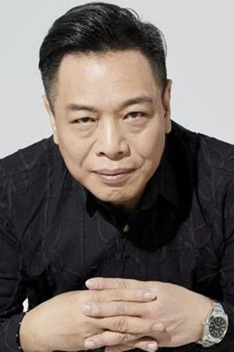 Chân dung Lee Kin-Yan