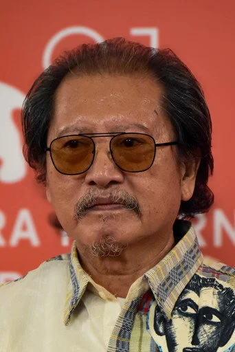 Chân dung Ronnie Lazaro
