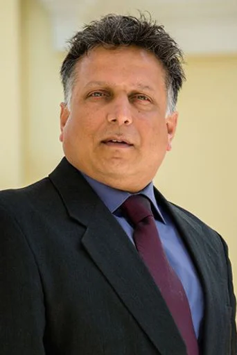 Chân dung Atul Sharma
