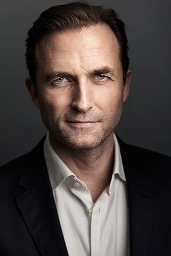 Chân dung Stephen Hogan